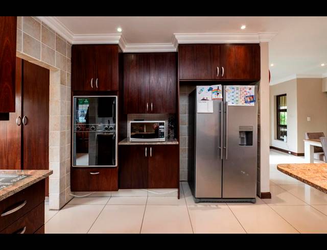 4 BEDROOM HOUSE FOR SALE IN MEYERSDAL